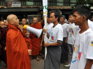 ၂၀၀၃ ခုႏွစ္က ဝီရသူႏွင့္ ျမန္မာ မြတ္စလင္တို႔၏ ျမင္ကြင္းက်ယ္ (ဘာသာျပန္)