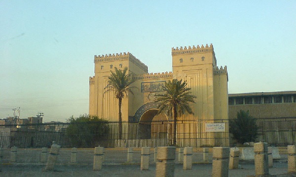 800px-national-museum-iraq