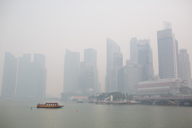 Singapore Air Quality Reaches 'Hazardous' Levels