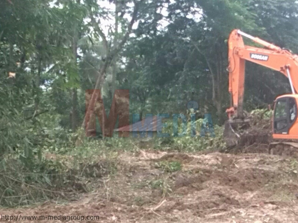 An over 140 years old ancient Muslim cemetery in Bago Region is demolished