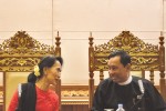 ၂၀၁၅ မွာ ေဒၚစု သမၼတျဖစ္ဖို႔ ပိတ္ဆို႔ထားလွ်င္ သူရဦးေရႊမန္း သမၼတျဖစ္ဖို႔ NLD ေထာက္ခံေတာ့မွာလား