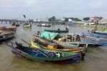 NVC ကဒ္ လက္ခံရန္ ဖိအားေပးခံရမႈကုိ ျငင္းဆုိေသာ ကမန္တုိင္းရင္းသားမ်ား စီးပြားေရးပိတ္ဆုိ႔ခံေနရ