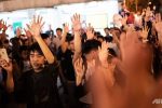 ဟောင်ကောင် ခရိုင်ကောင်စီ ရွေးကောက်ပွဲတွင် ဒီမိုကရေစီ လိုလားသူများ အောင်ပွဲခံ