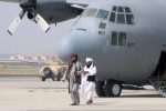 လေယာဉ်၊ စစ်ကားနှင့် လက်နက်များ ဖျက်ဆီးထားခဲ့၍ အမေရိကန်ကို တာလီဘန်က ​ဒေါသထွက်