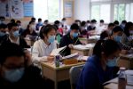 ကျောင်းသားများကို အိမ်စာလျှော့မည့် ဥပဒေတစ်ခု တရုတ်ပြဌာန်း